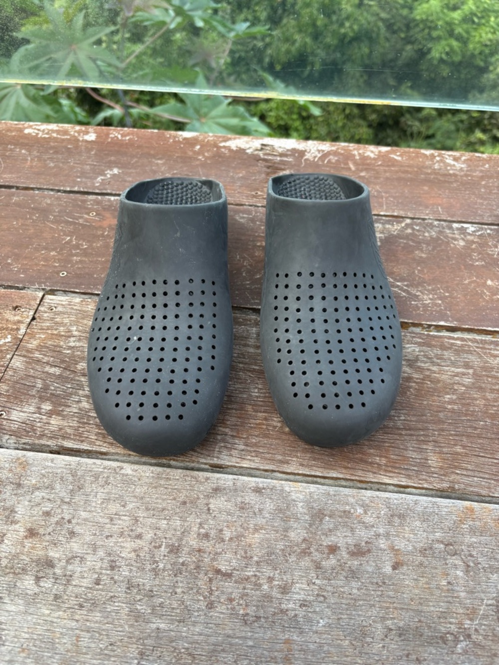 Calzuro Classsic Black Perforated Slip-On Clog Mules size 40-41/6.5-7.5